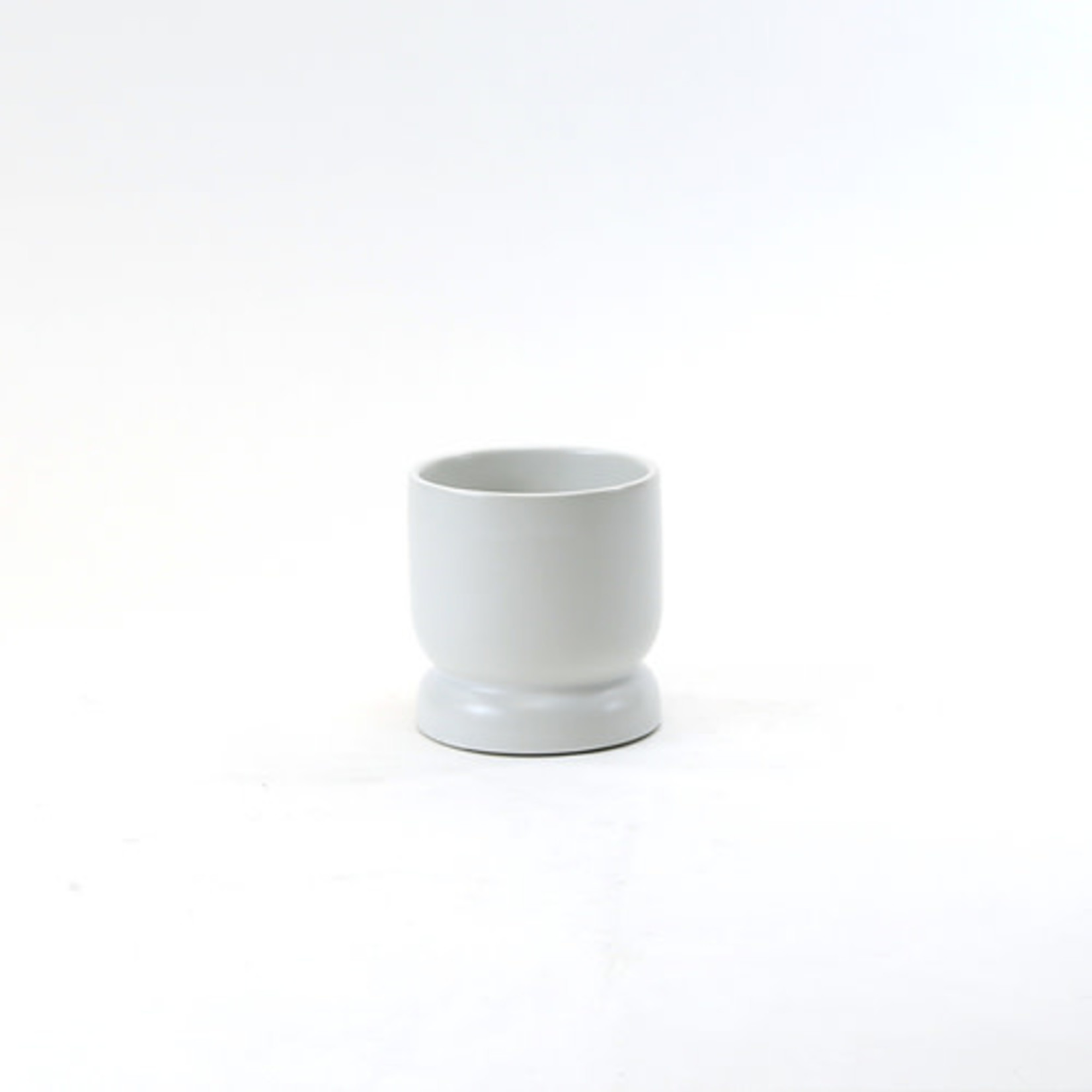 4”H X 4.25” WHITE MODERN COMPOTE PEDESTAL BOWL