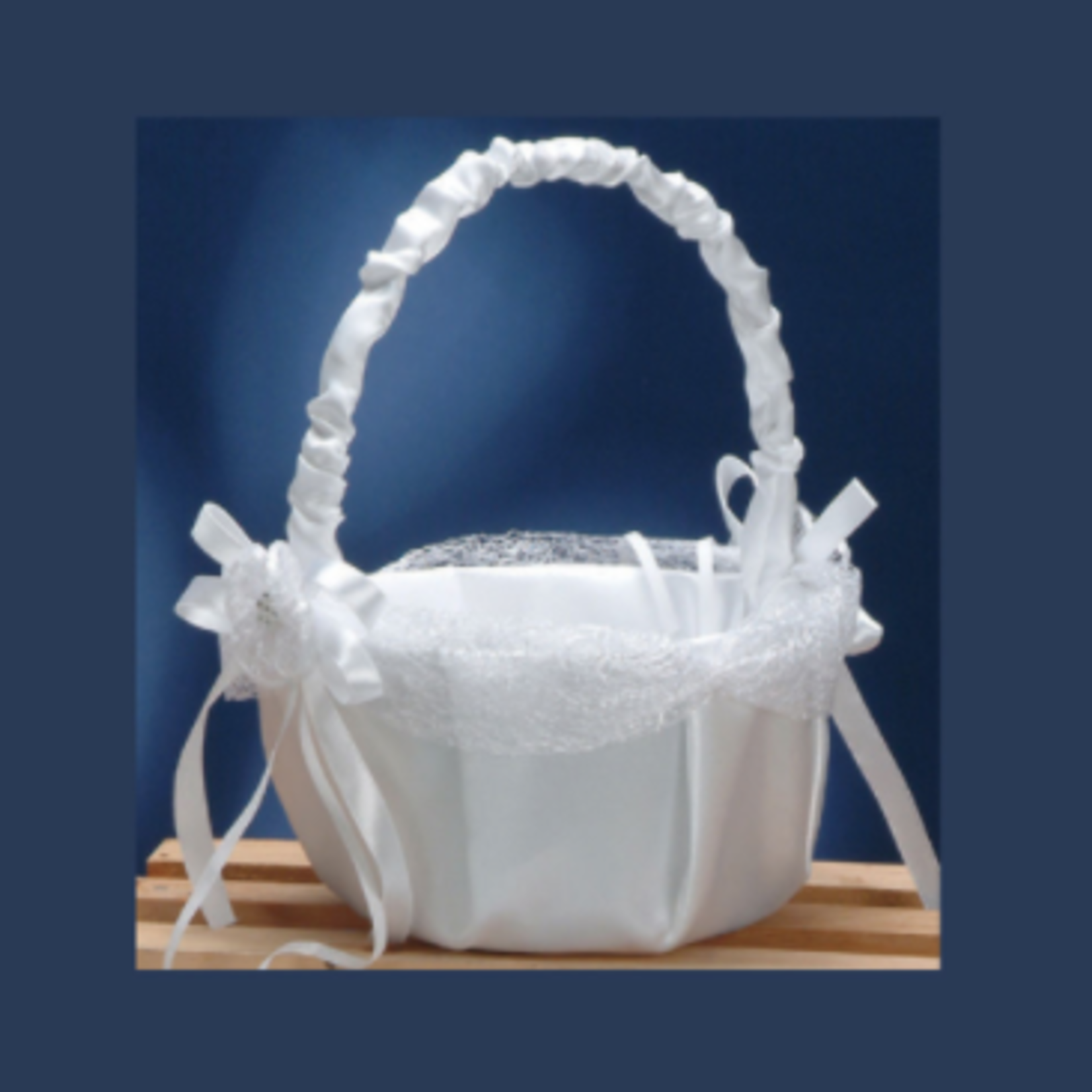 6x8'' WHITE LACE FLOWER GIRL BASKET