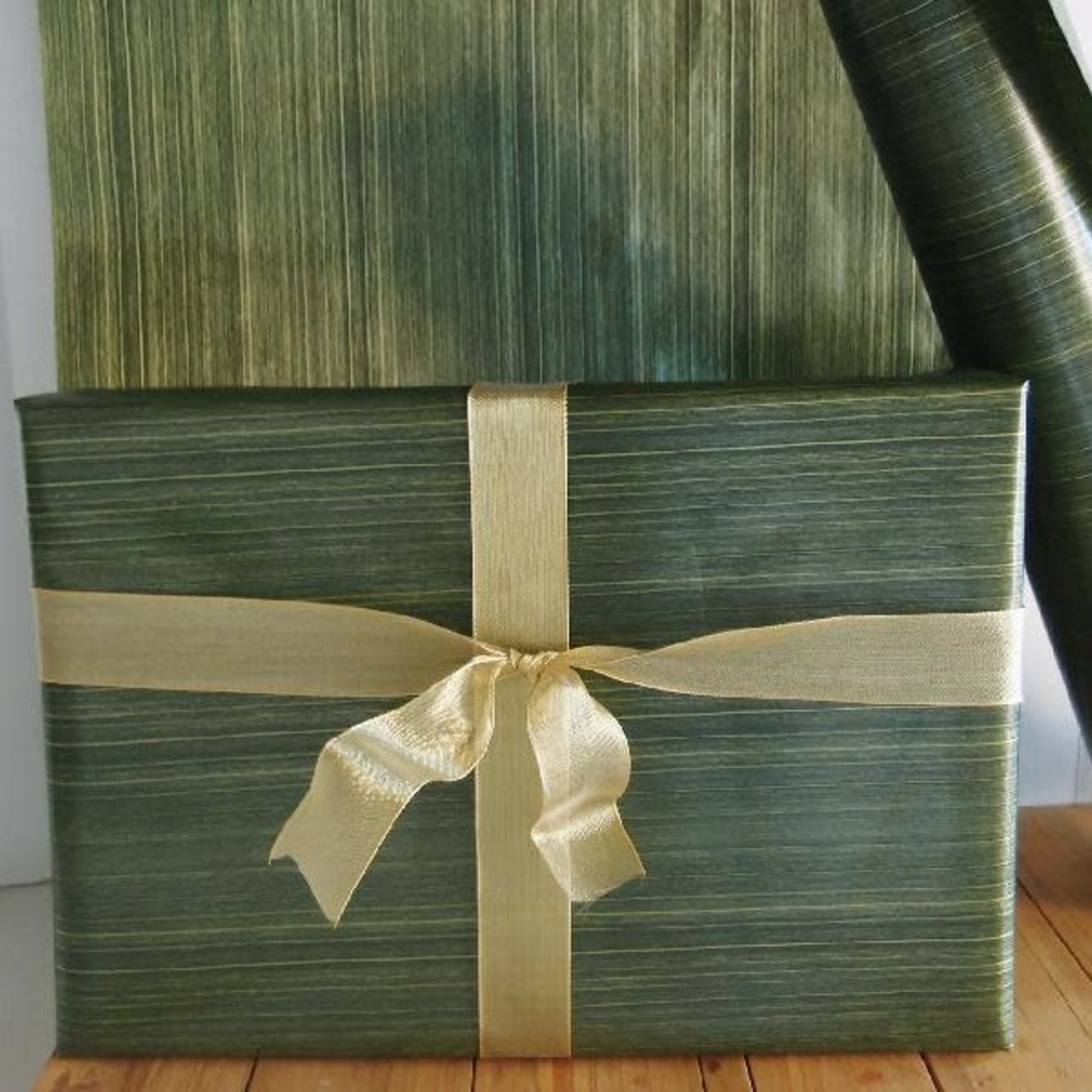 20’’ X 10 YDS ASPIDISTRA RUNNER LEAF EXTRA LARGE RIBBON