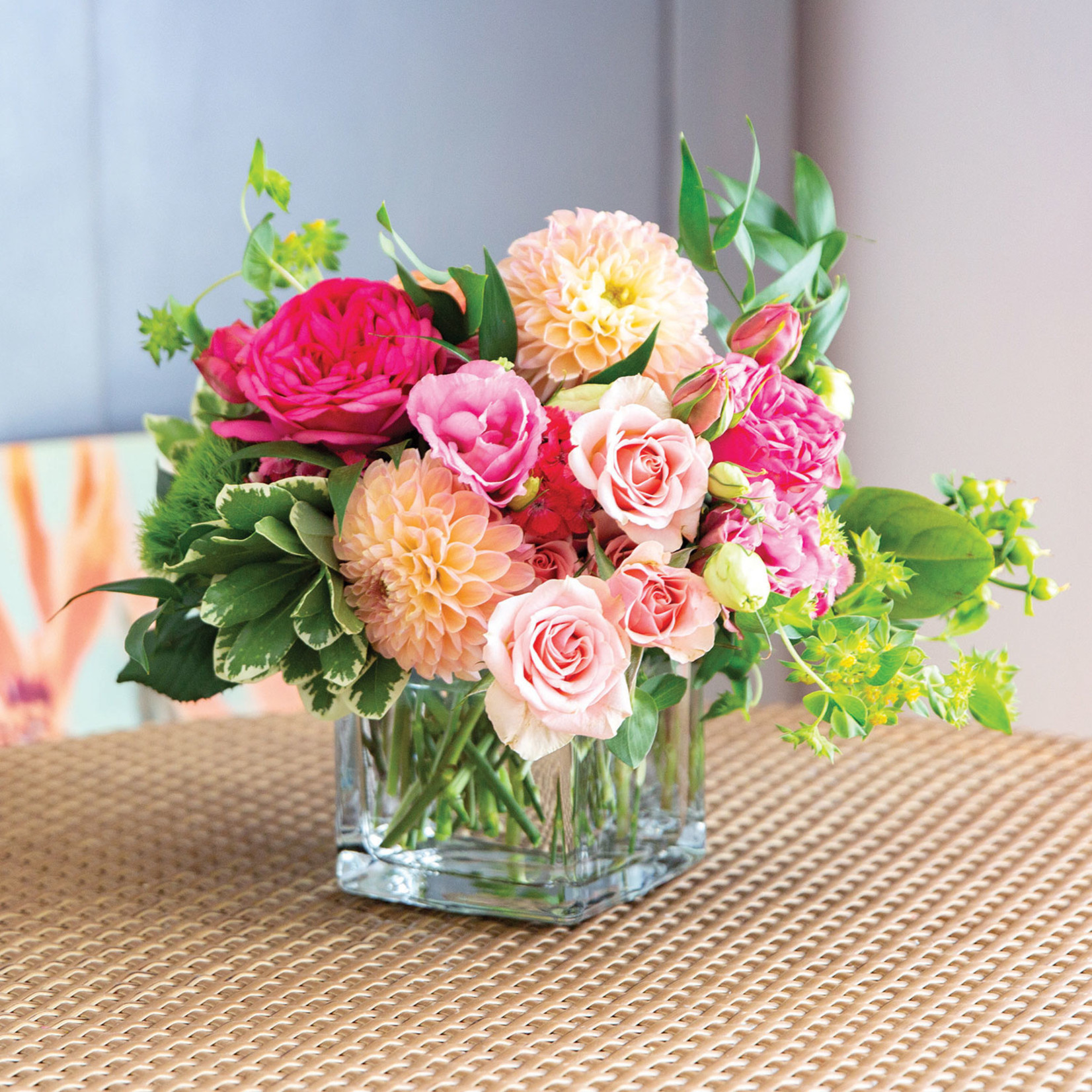 QUALITY WHOLESALE 5"H X 5" X 5" CLEAR GLASS CUBE SQUARE VASE