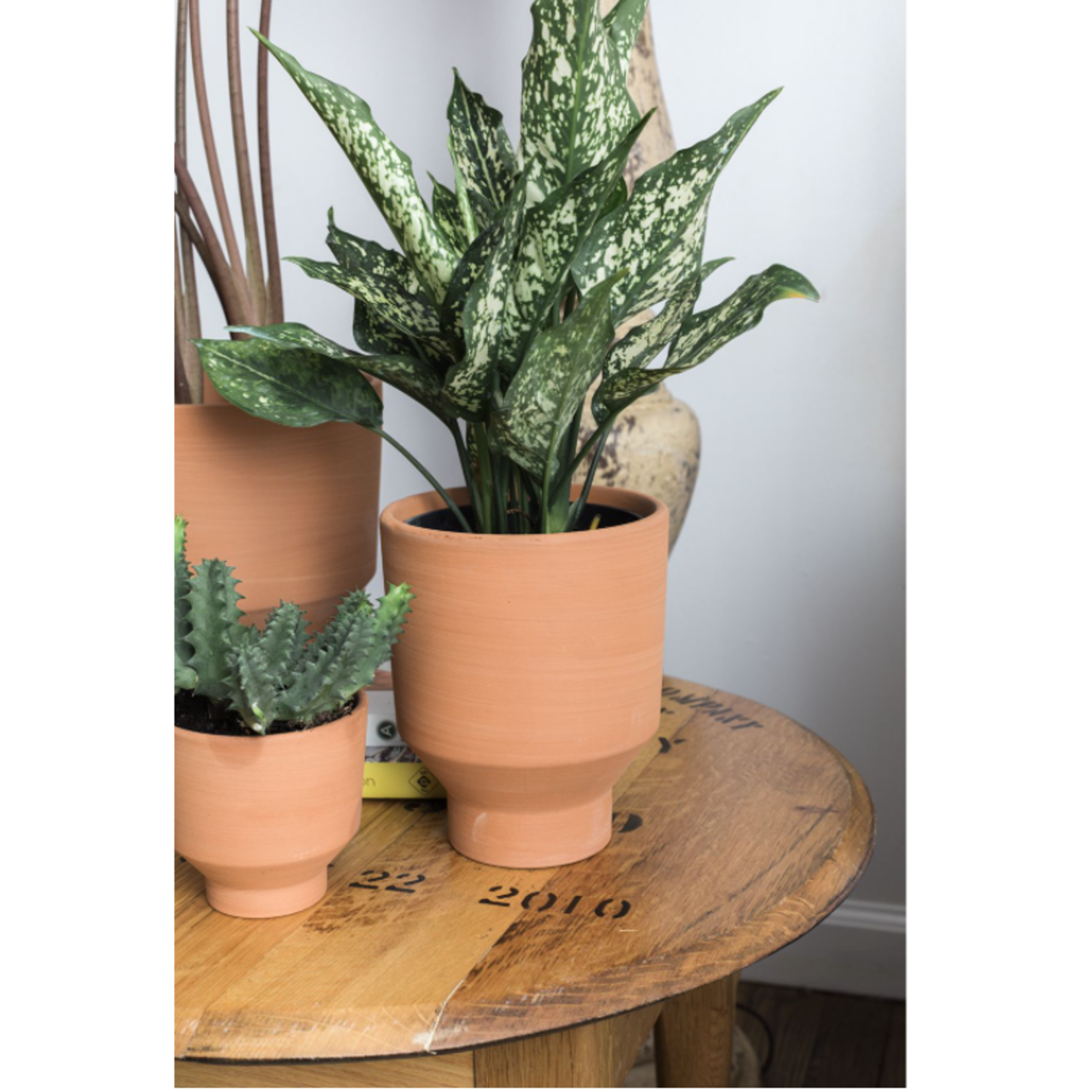 6.75”H X 5.5” TERRACOTTA CERAMIC CRESCENDO POT