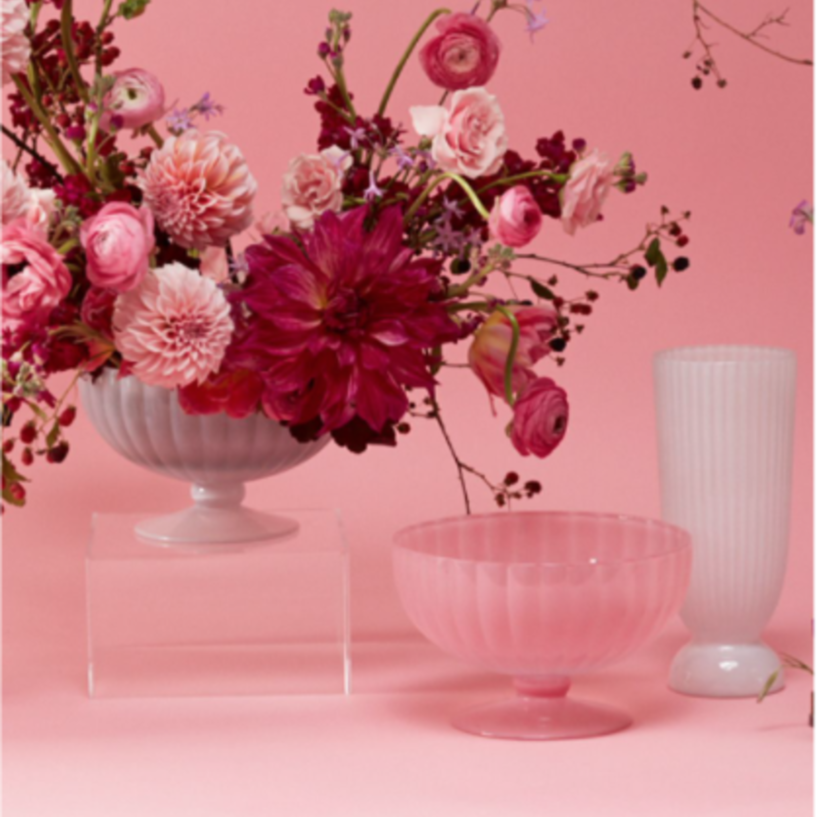 5”H X 7.75” PINK GLASS KYANDI COMPOTE
