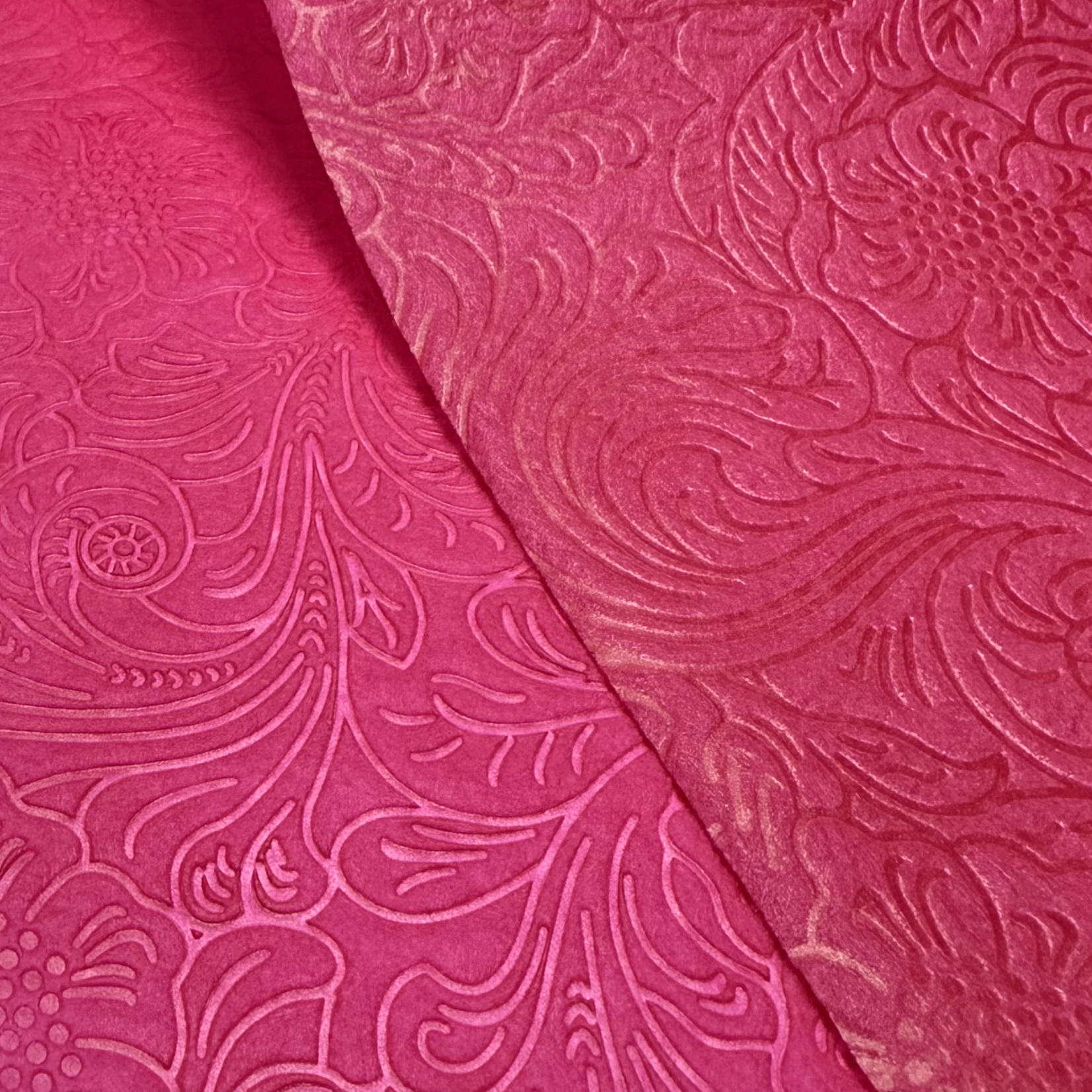 FUCHSIA FLOWER WRAP EMBOSSED, 20" X 20" , 100 PIECES