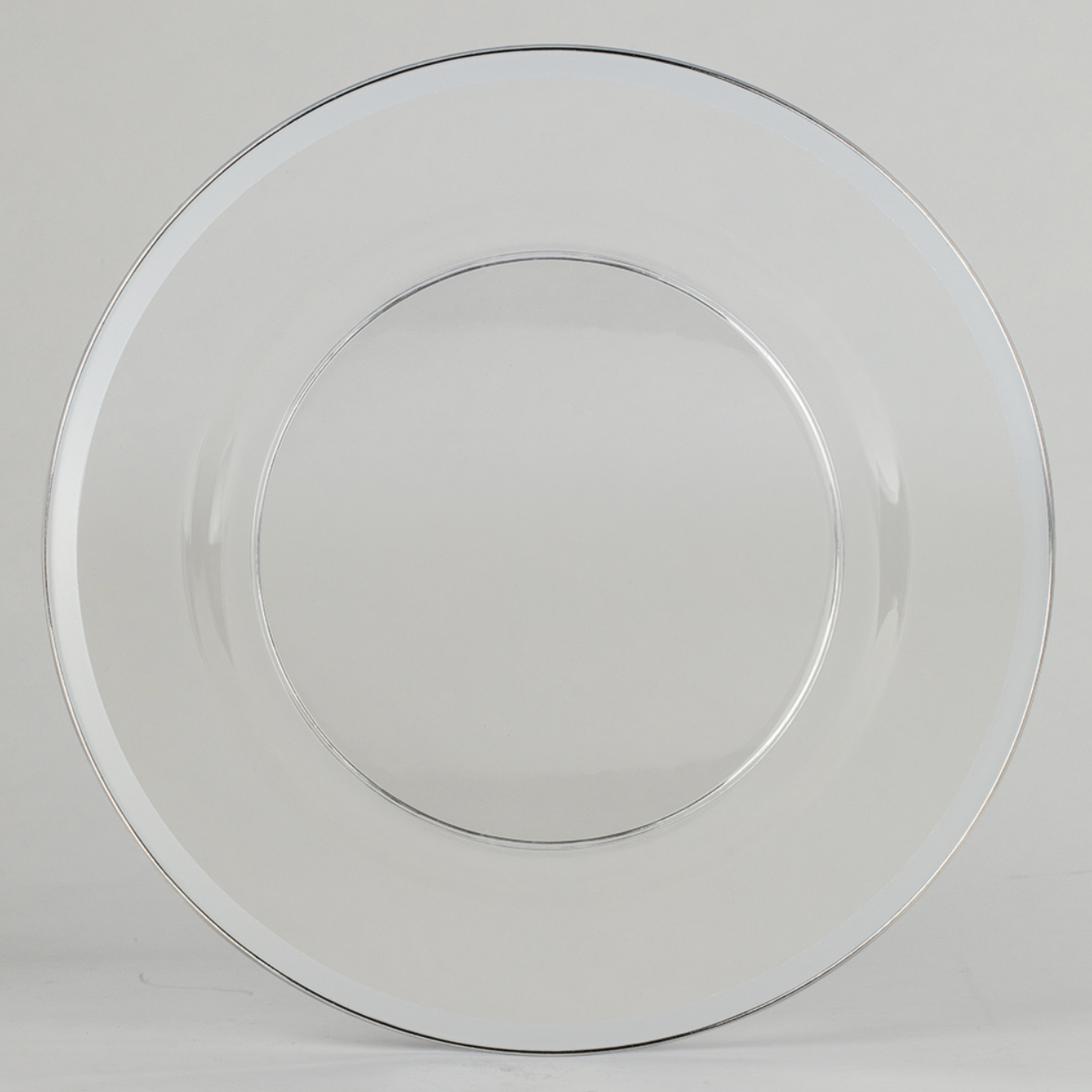 13" ROUND CLEAR CHARGER PLATE WITH SILVER EDGE PLASTIC
