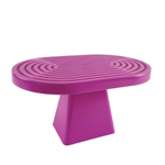 6”H X 11” L X 7”W FUCSHIA PLASTIC OVAL CAKE AND CUPCAKE STAND