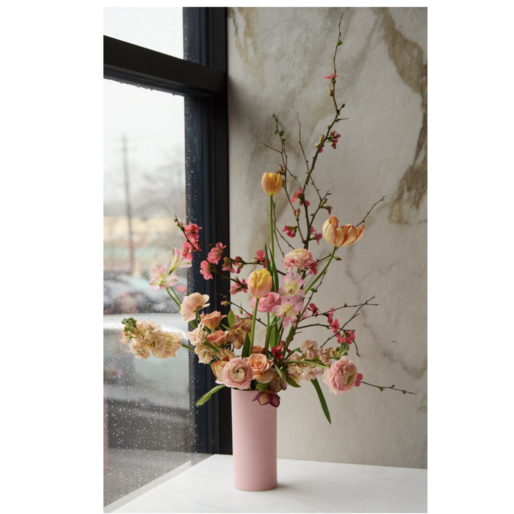 BROOKLYN VASE