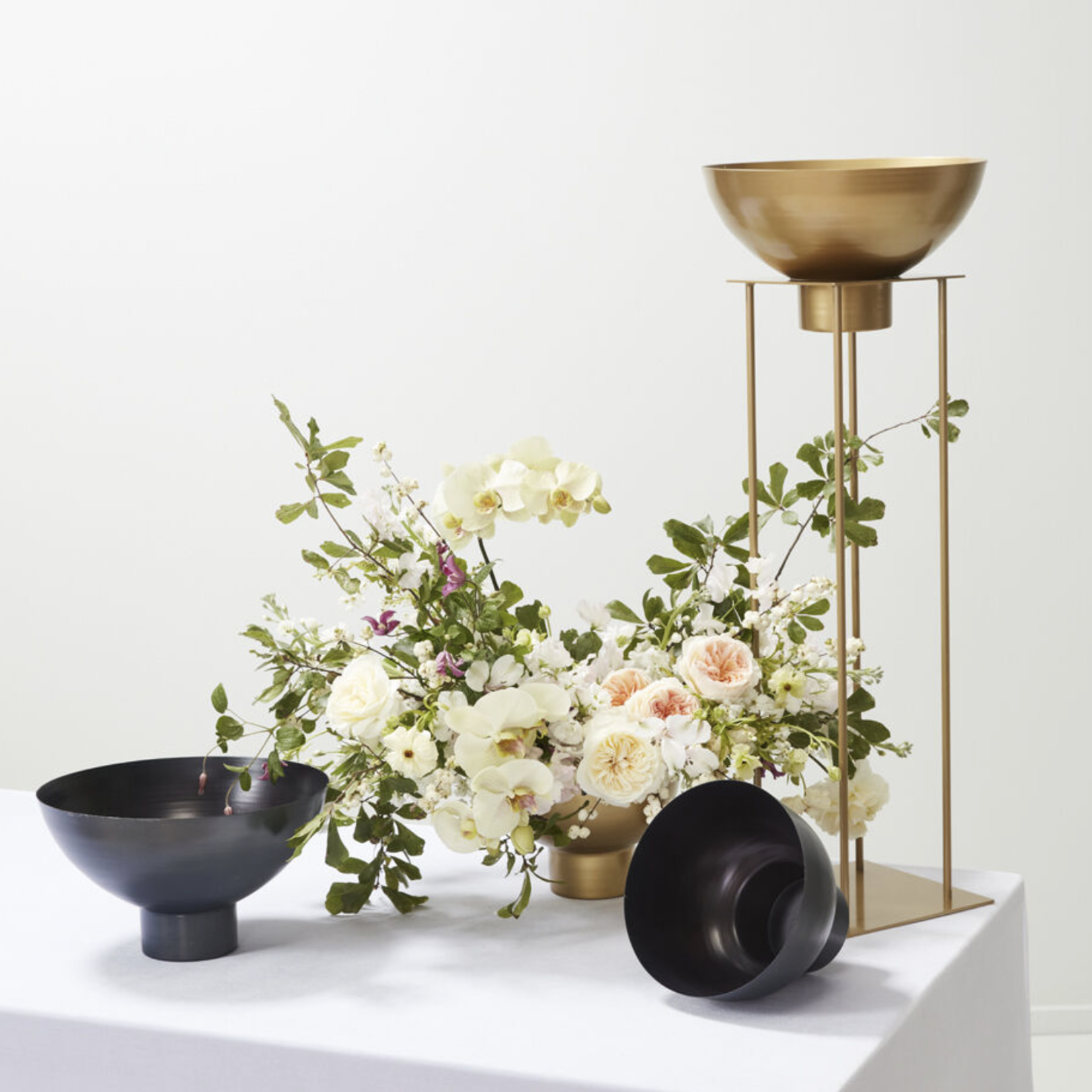HARLOW STAND & FOOTED BOWL COLLECTION