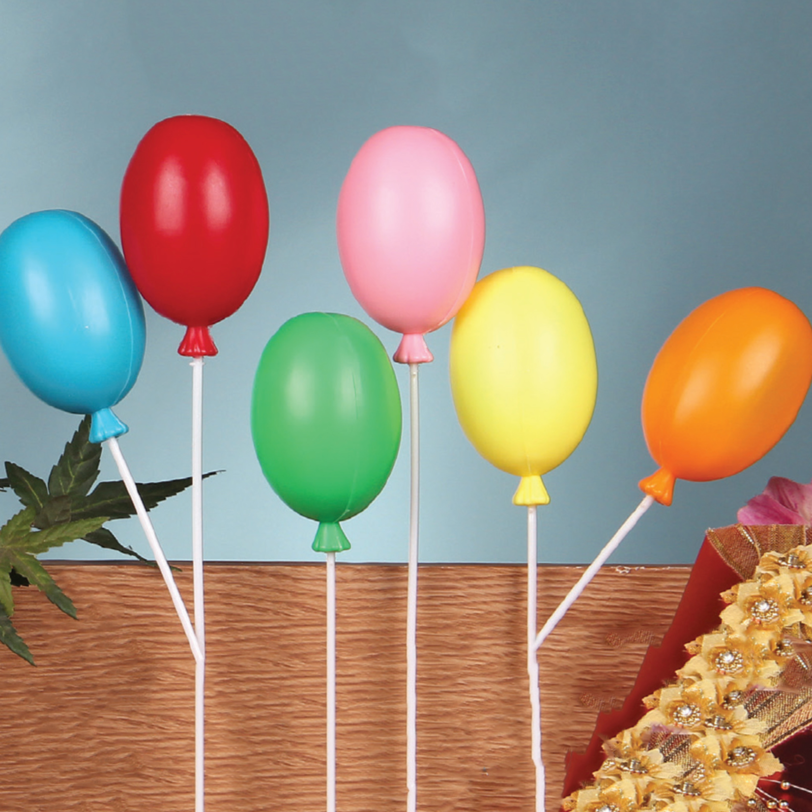 2.75" ASSORTED BALLOON PIC W/ WHITE STICK 12PCS