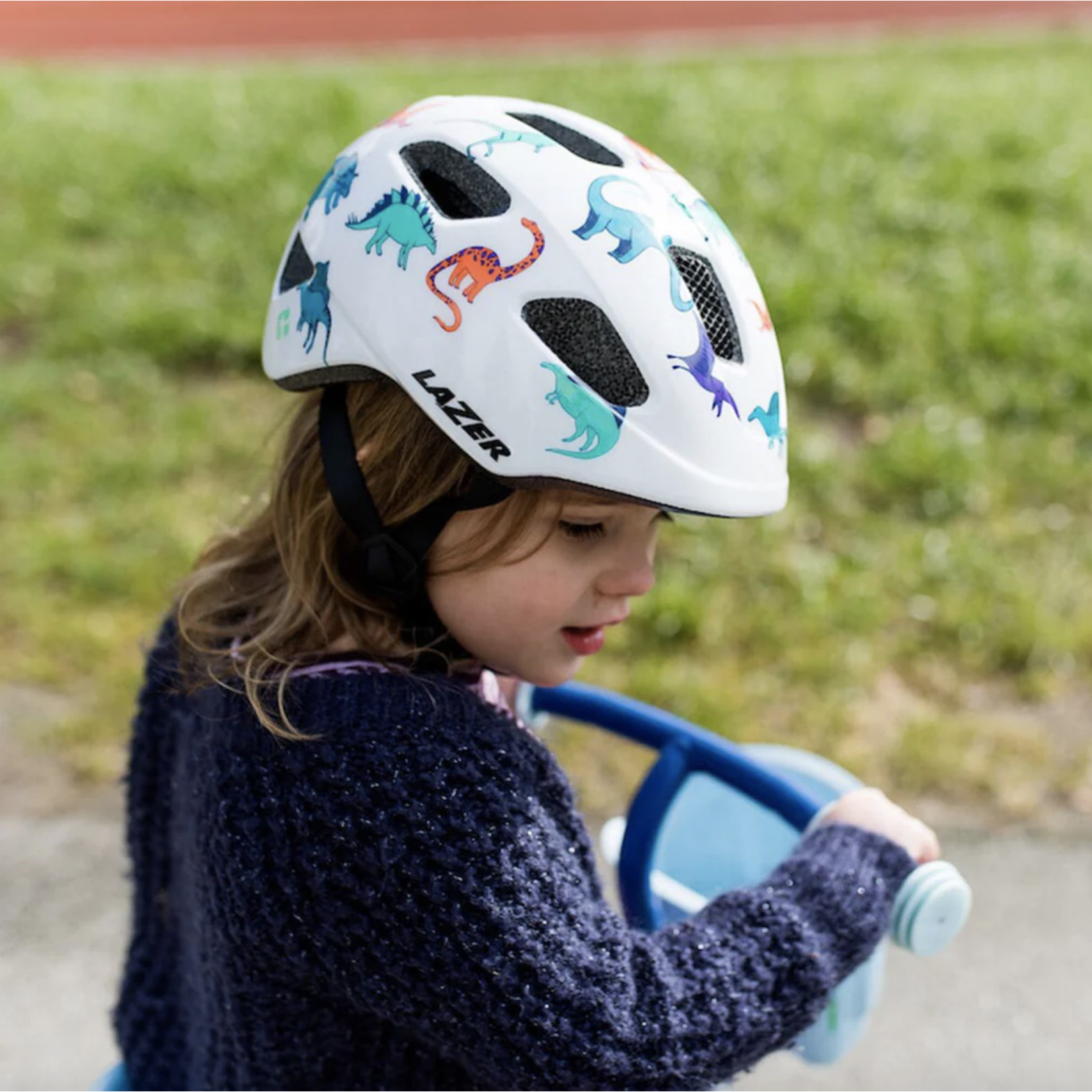 SHIMANO Lazer Pnut KinetiCore Helmets