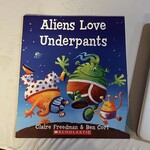 Aliens Love Underpants