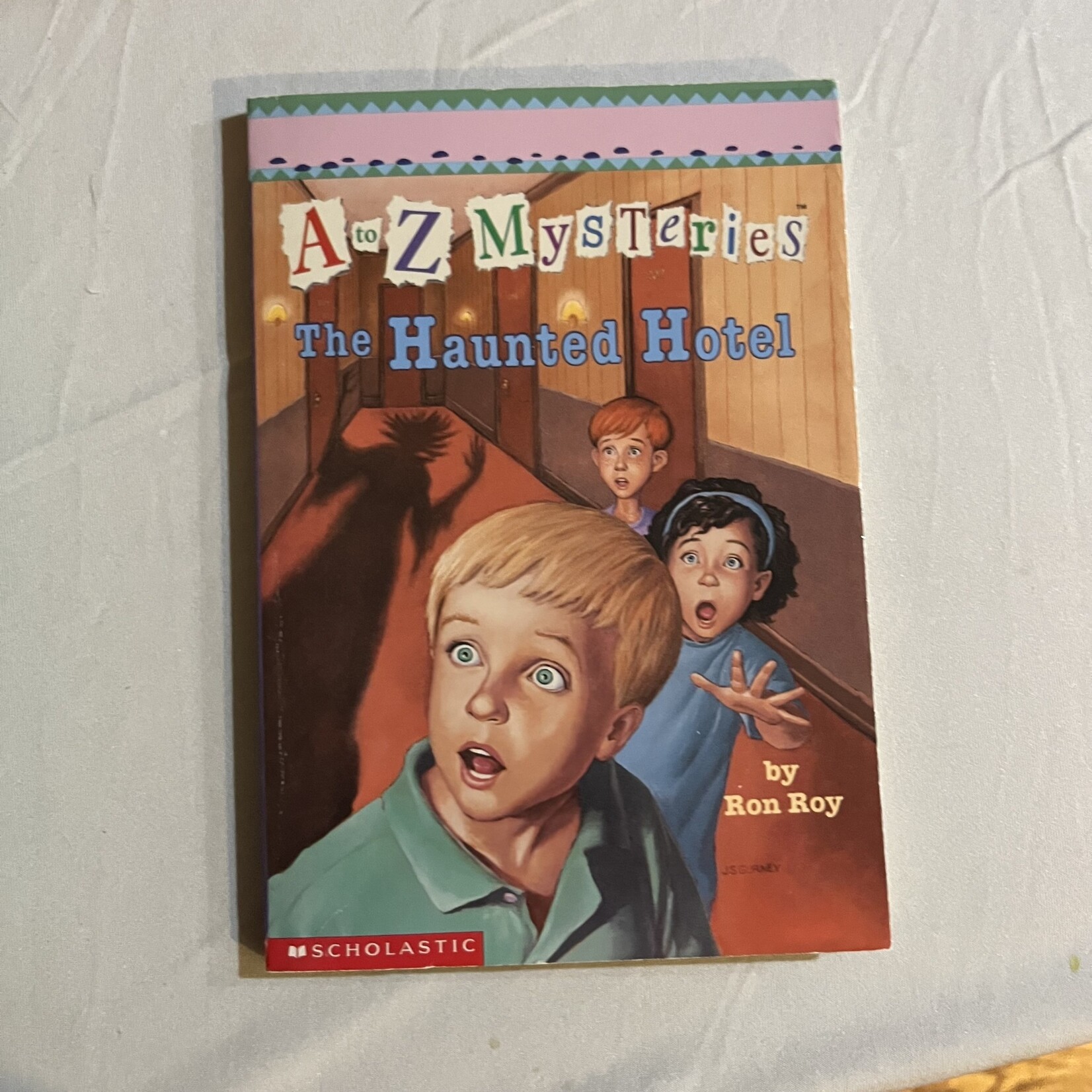 A to Z Mysteries - The Haunted Hotel
