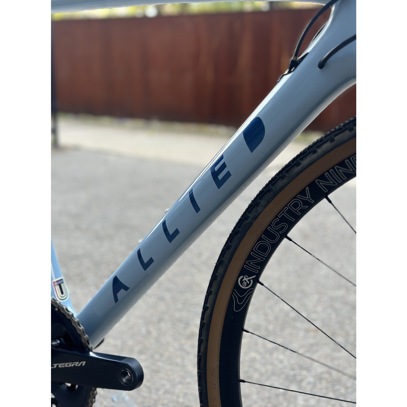 Allied Cycle Works Allied AllRoad Disc Meissen Blue (54cm) Ultegra