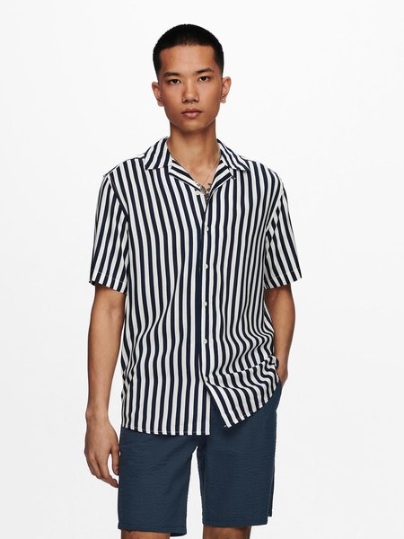 Only & Sons Only & Sons : Wayne SS Viscose Shirt