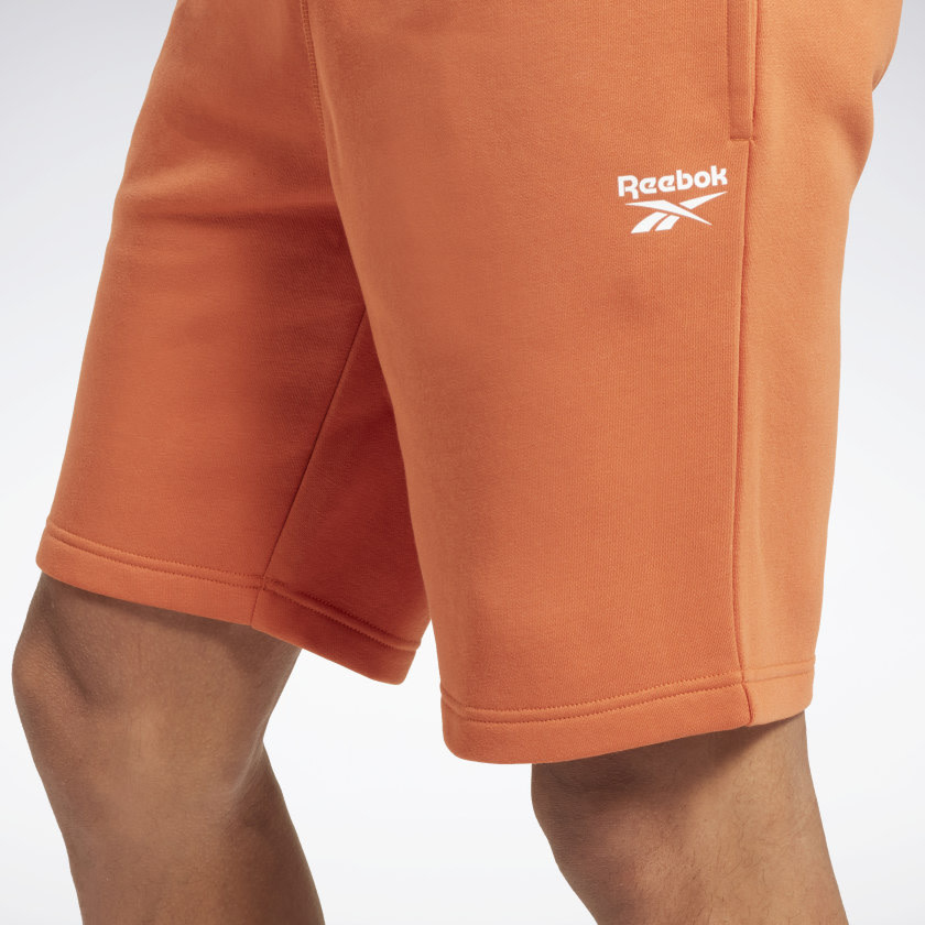 Reebok Reebok : Left Leg Logo Shorts