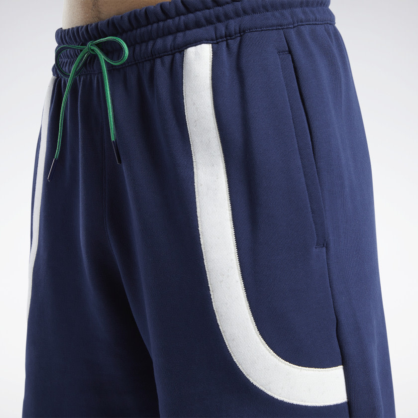 Reebok Reebok : Classics Varsity Shorts