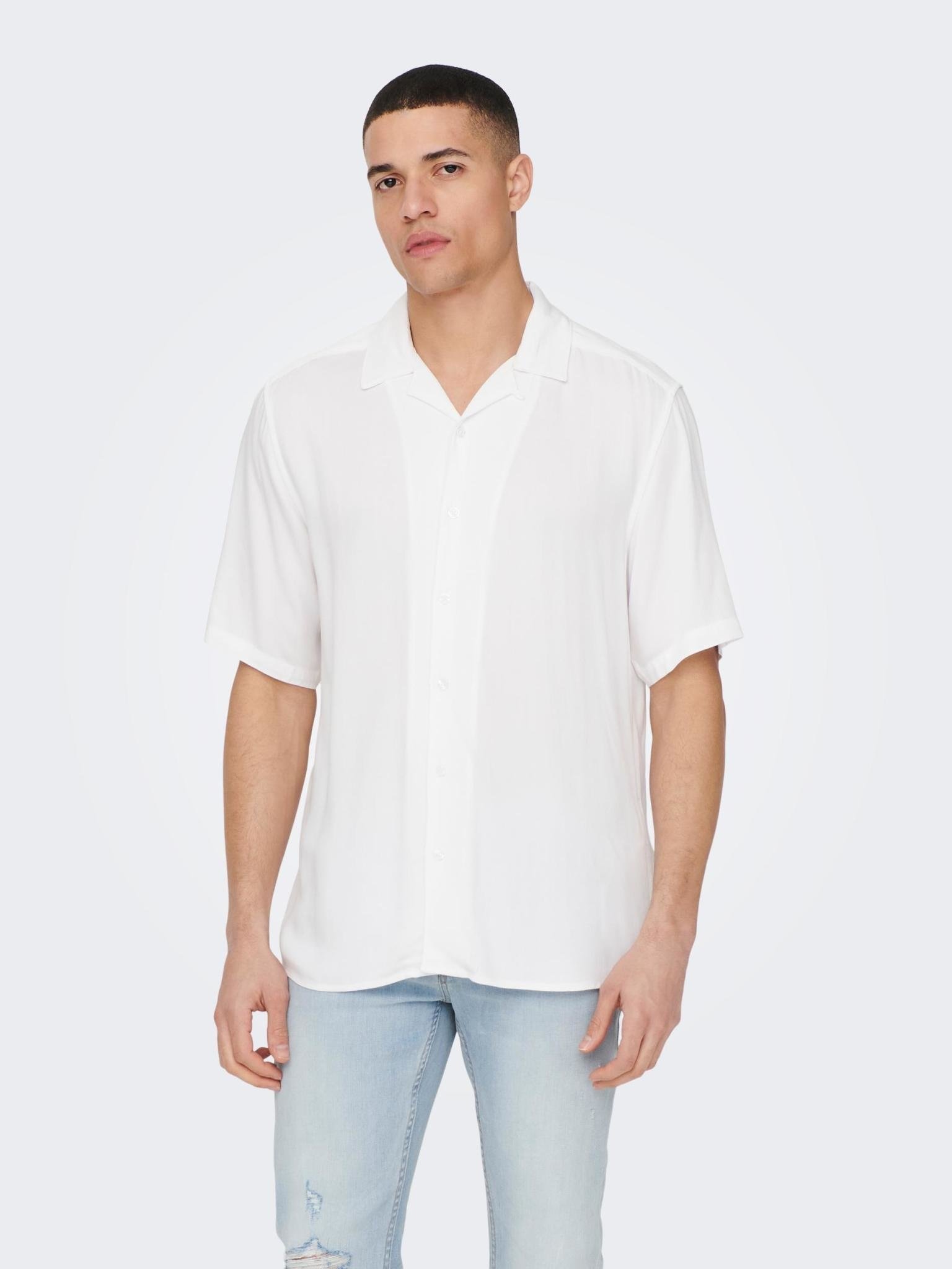 Only and Sons Only & Sons : Regular Fit Solid Color SS Shirt - White