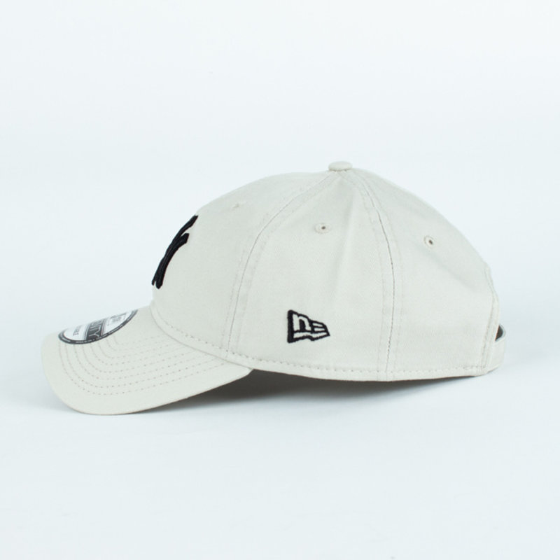 New Era New Era : 920 NY Yankees Black Logo Cap White O/S - WLKN