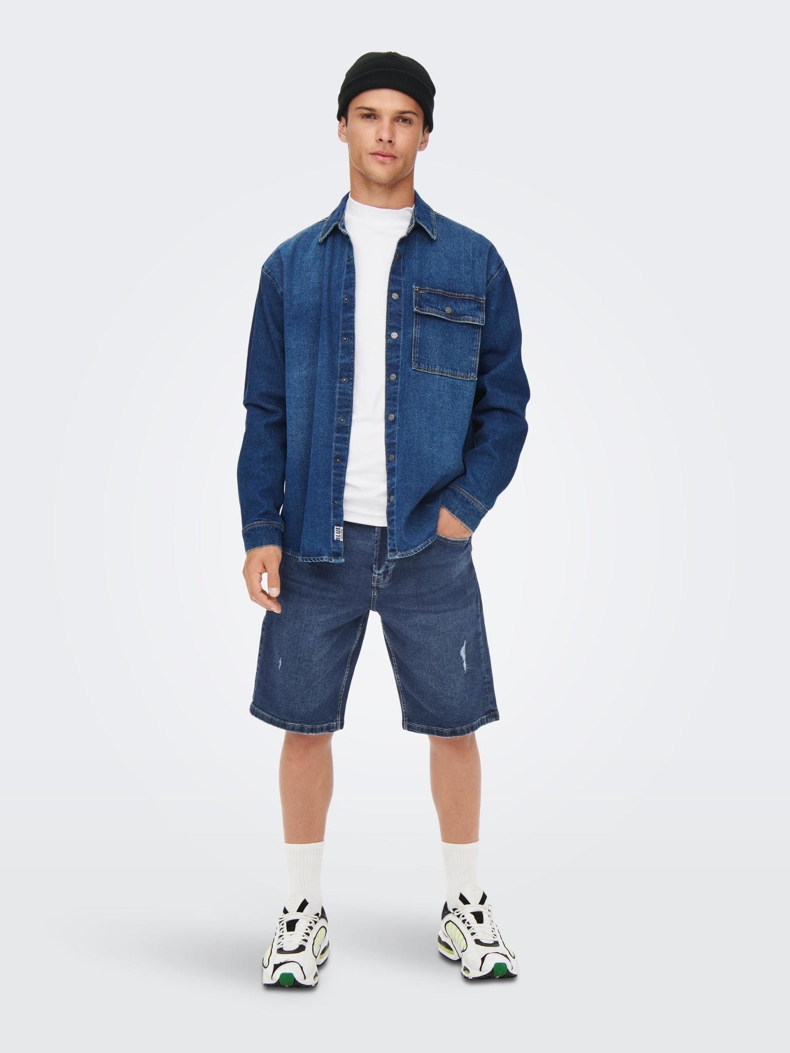 Only & Sons Only & Sons : Avi Ripped Denim Shorts