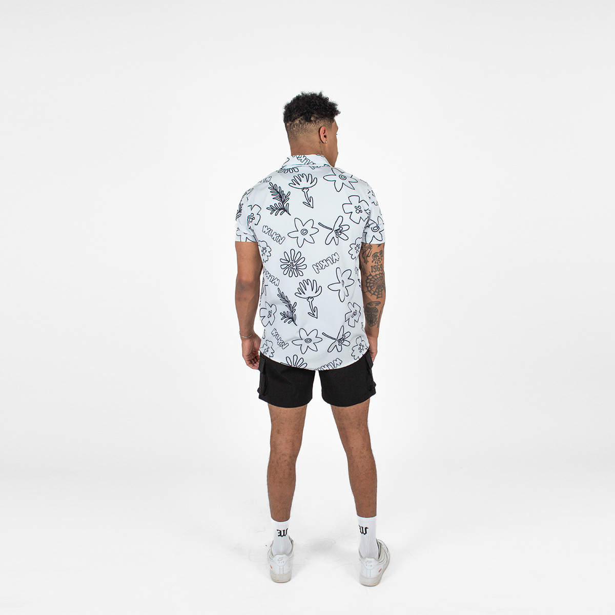WLKN WLKN : Hand Script Flower Shirt
