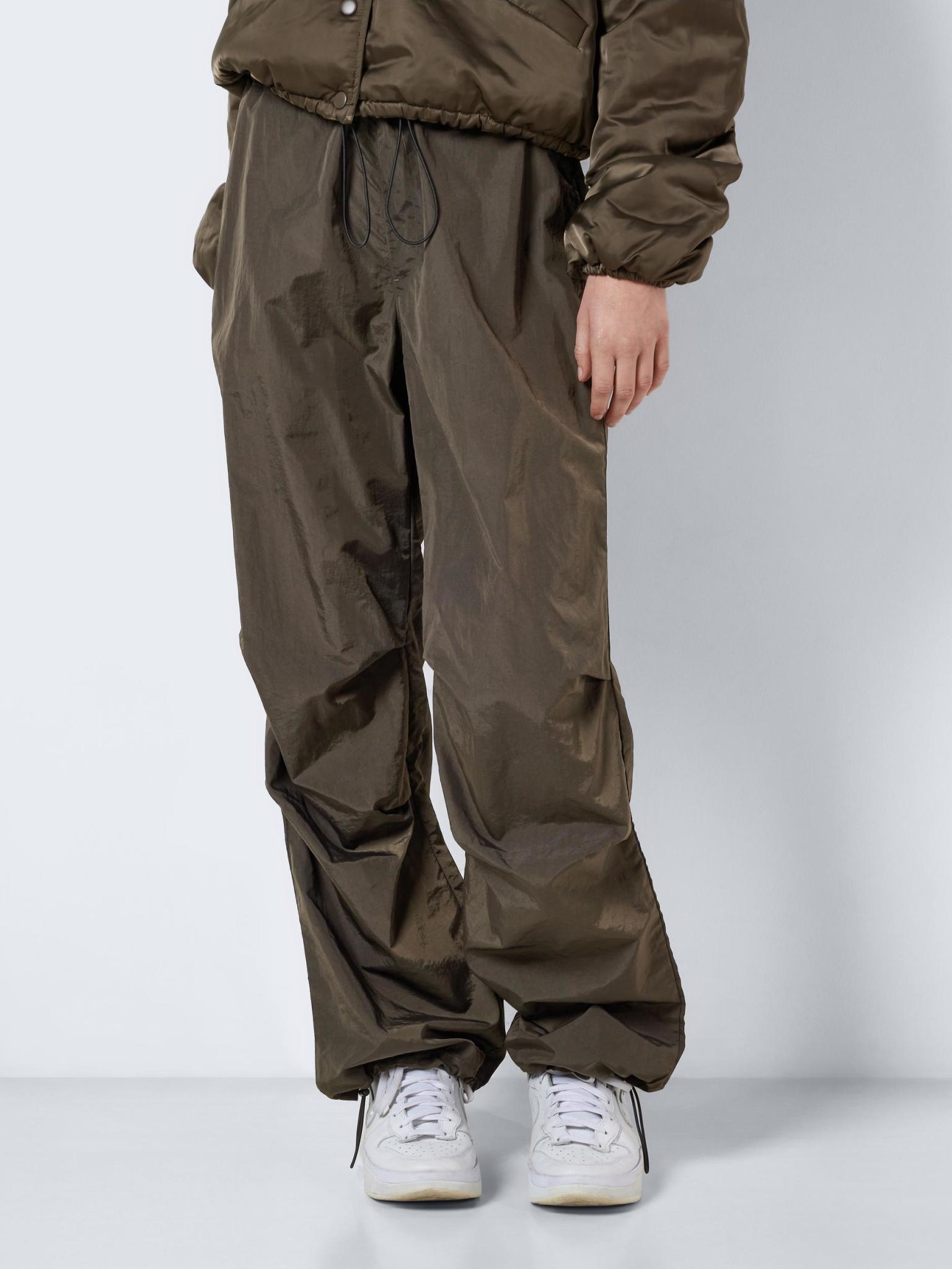 Noisy May Noisy May : Low Waist Parachute Pants