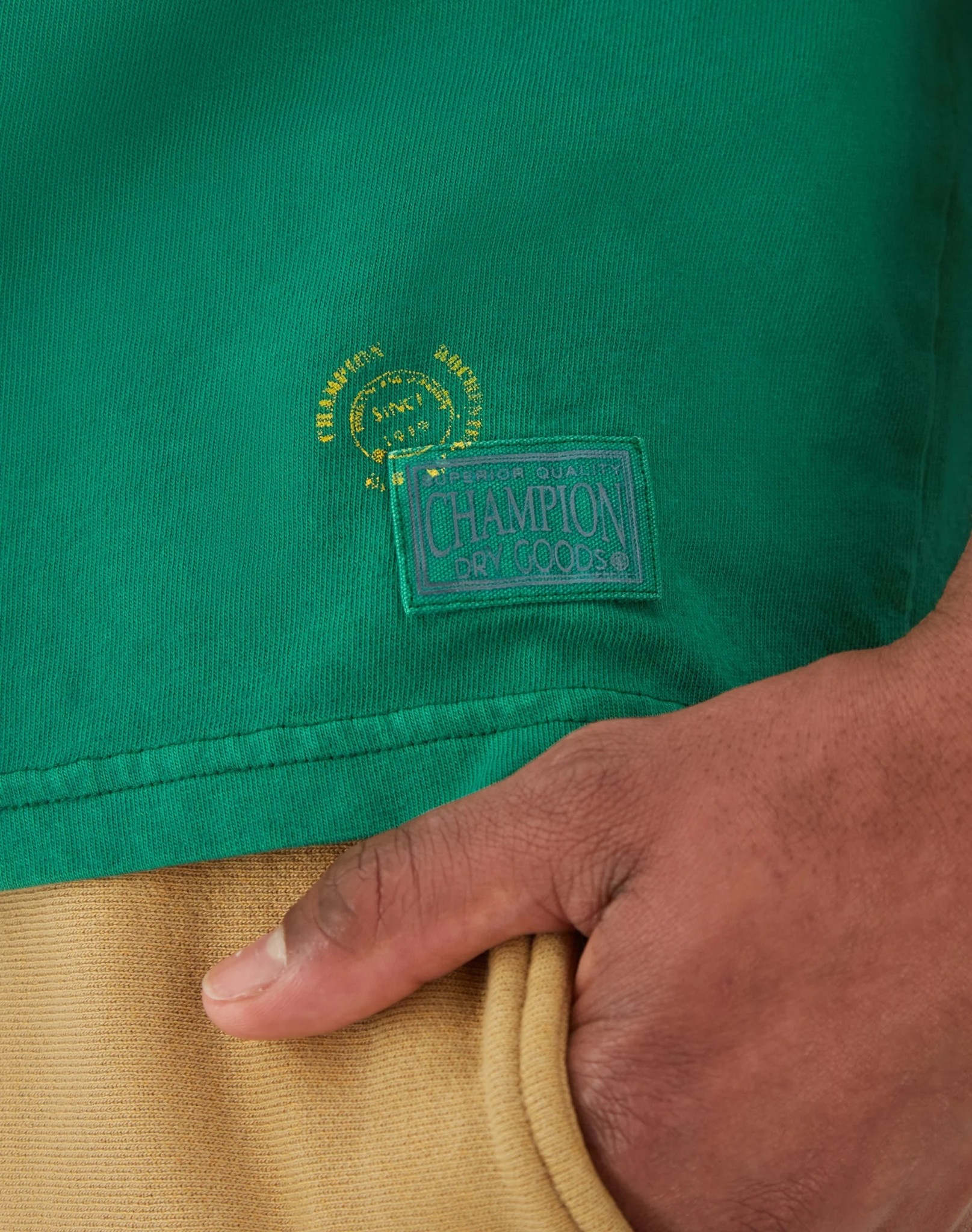 Champion Champion : Riggins Drop Shoulder Tee - Dark