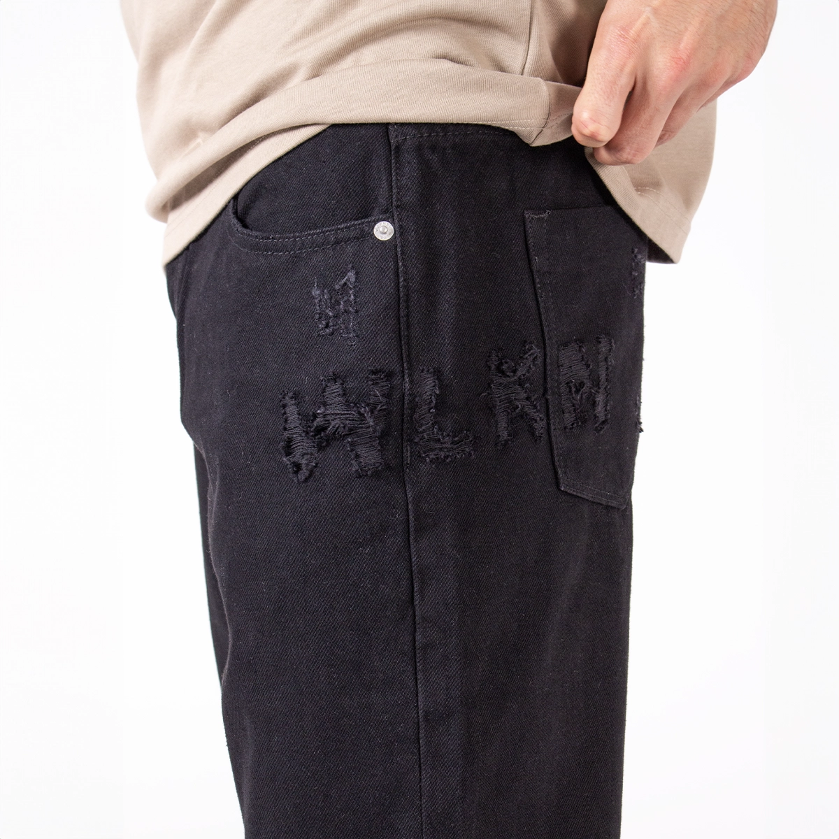 WLKN : Distressed Signature Loose Fit Denim Pants