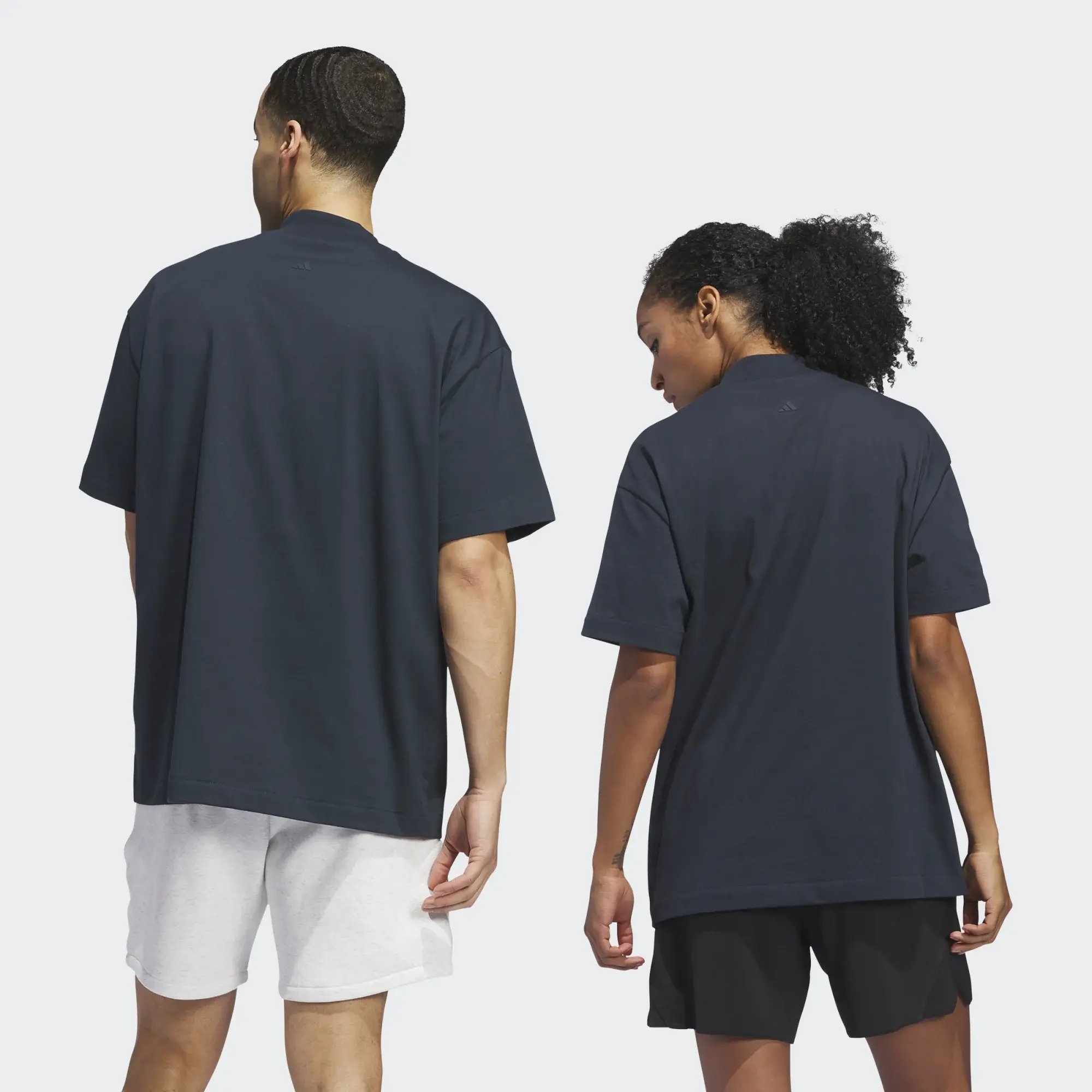 Adidas : Oversize Basketball Tee