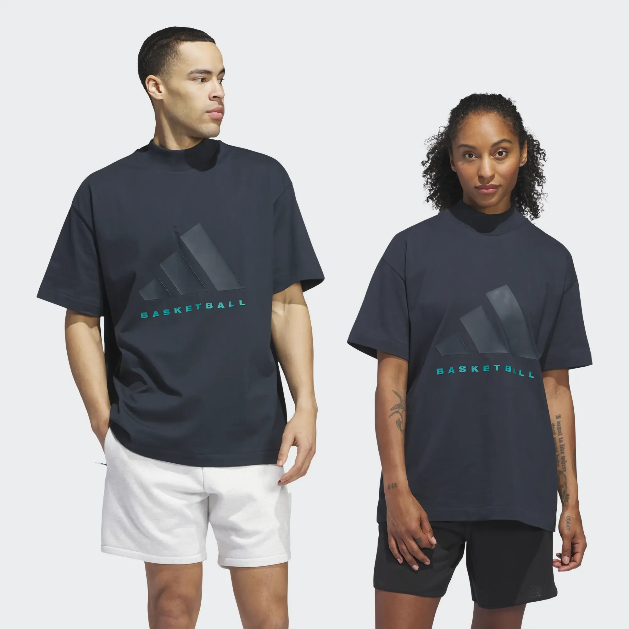 Adidas : Oversize Basketball Tee