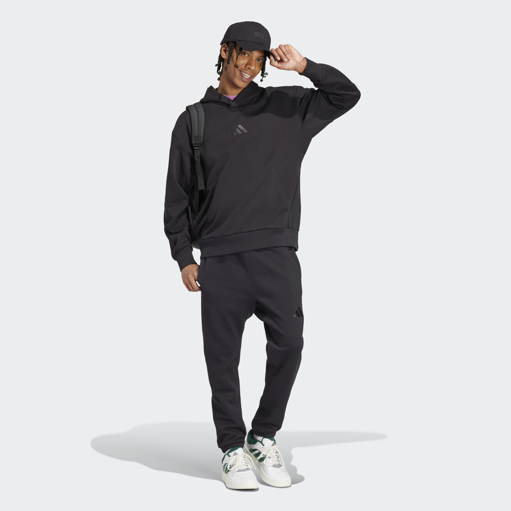 Adidas : All SZN Regular Fleece Tapered Pants