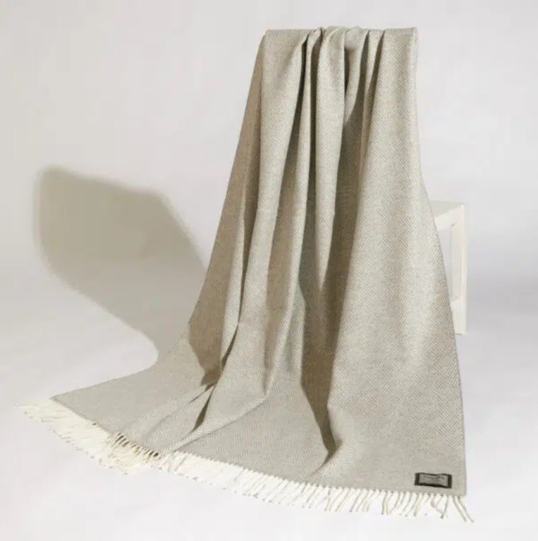 FoxFord Clare Island Throw Grey