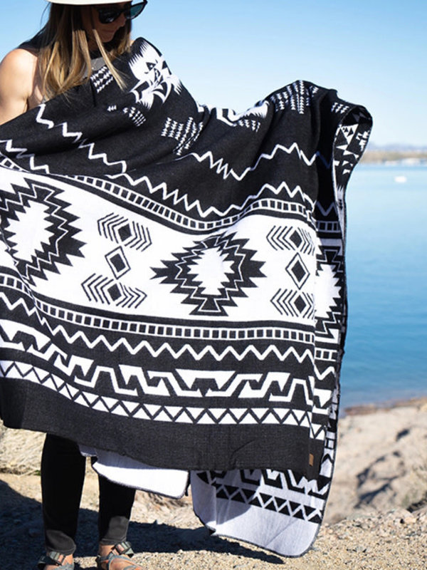 Alpaca Threadz Andean Alpaca Wool Blanket - Black & White