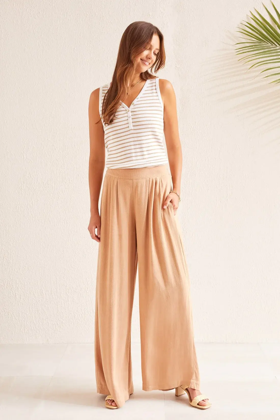 Pull On Flowy Pant