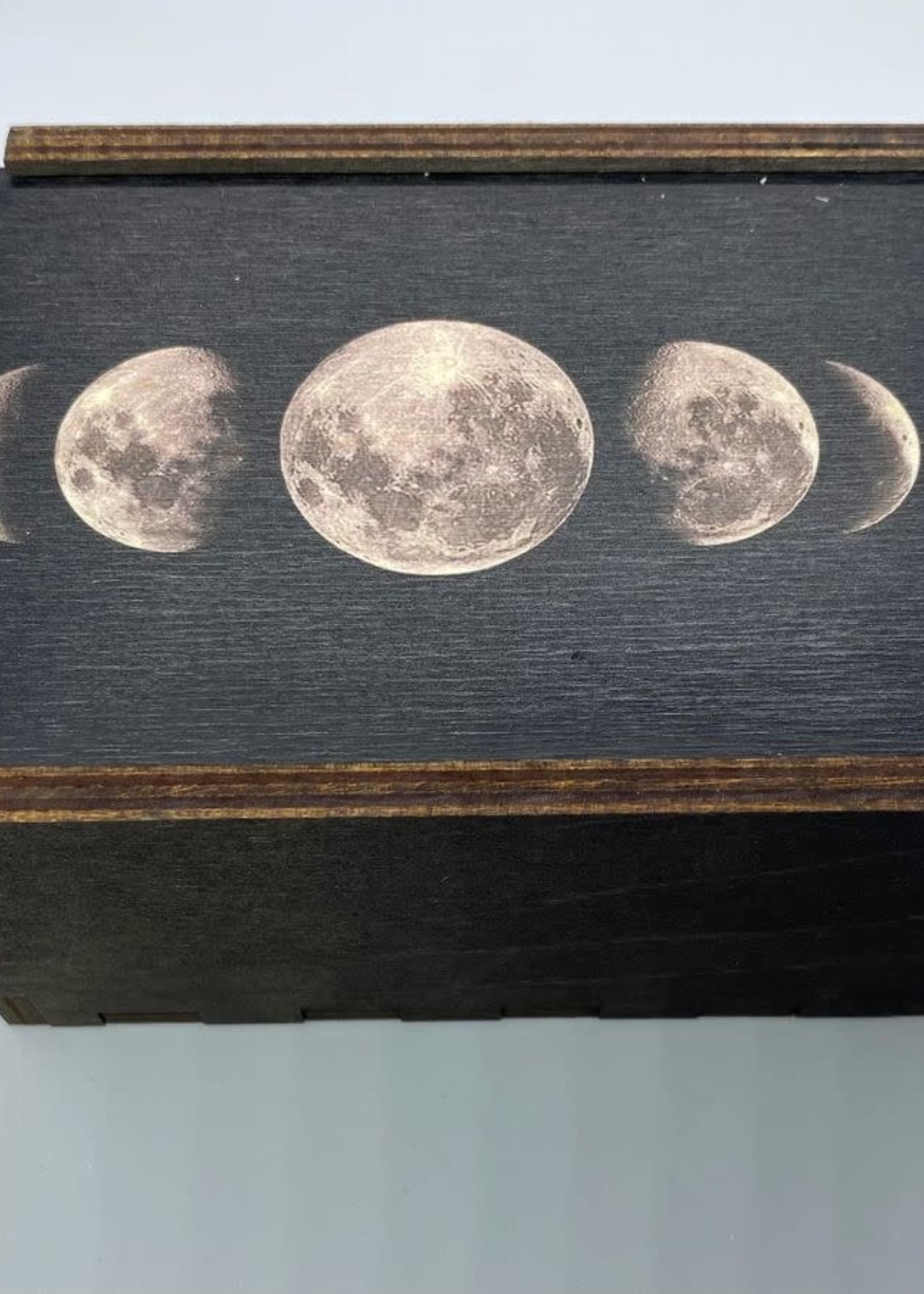 Most Amazing Boxes: Moon Phases 4x6