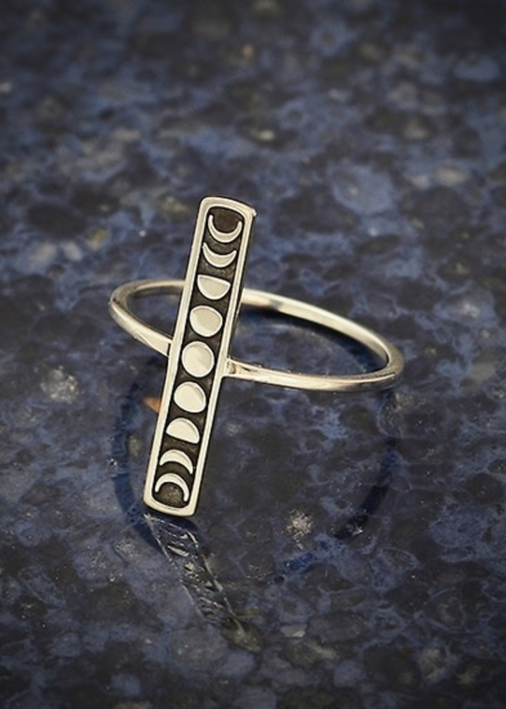Nina Designs Moon Phase Ring - Vertical