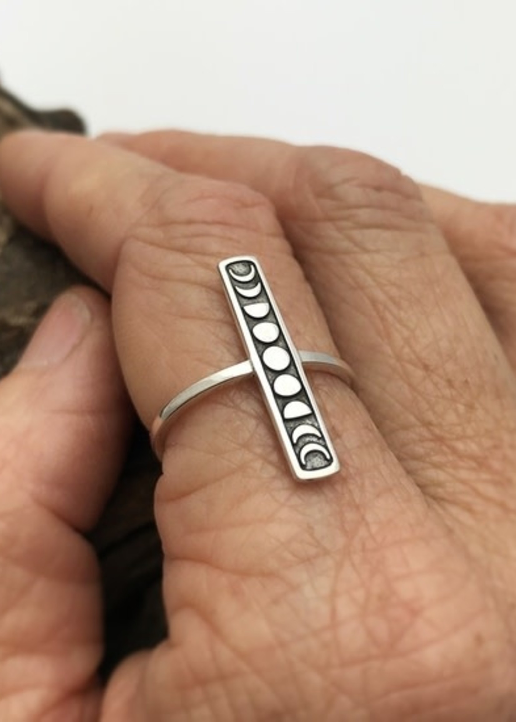 Nina Designs Moon Phase Ring - Vertical