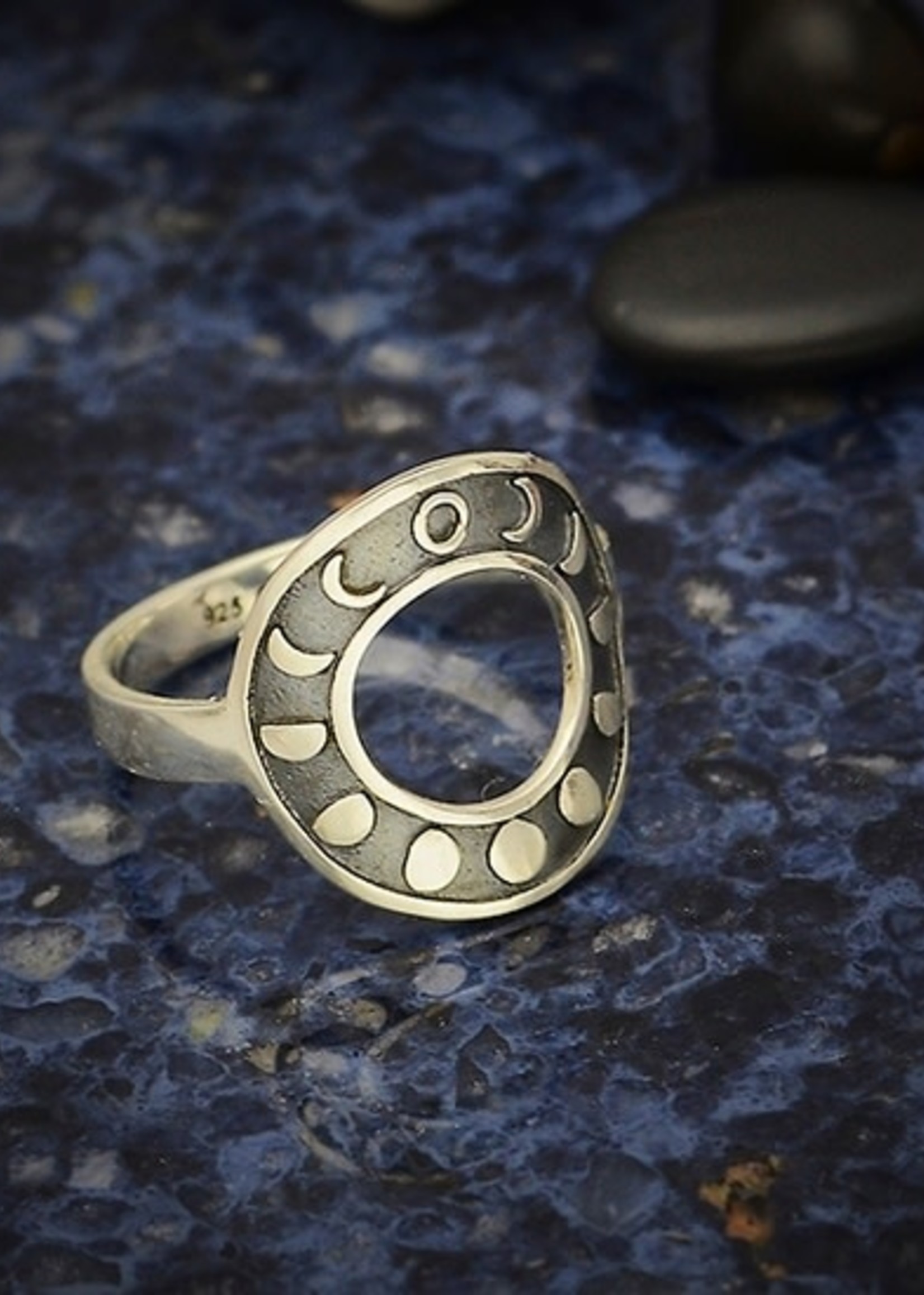 Nina Designs Moon Phase Ring - Round