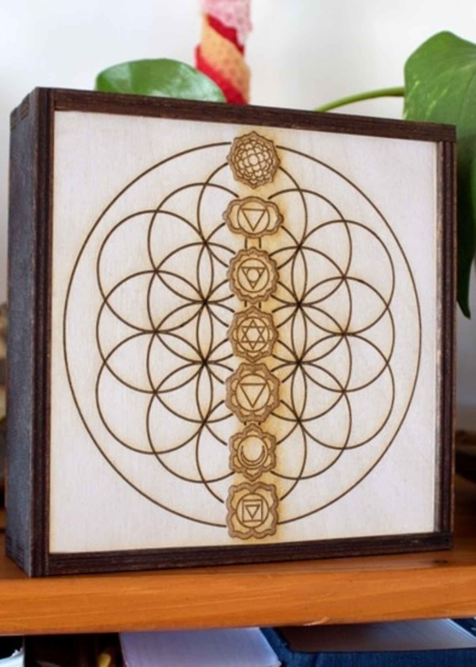Most Amazing Boxes: Chakra Crystal Grid 6x6