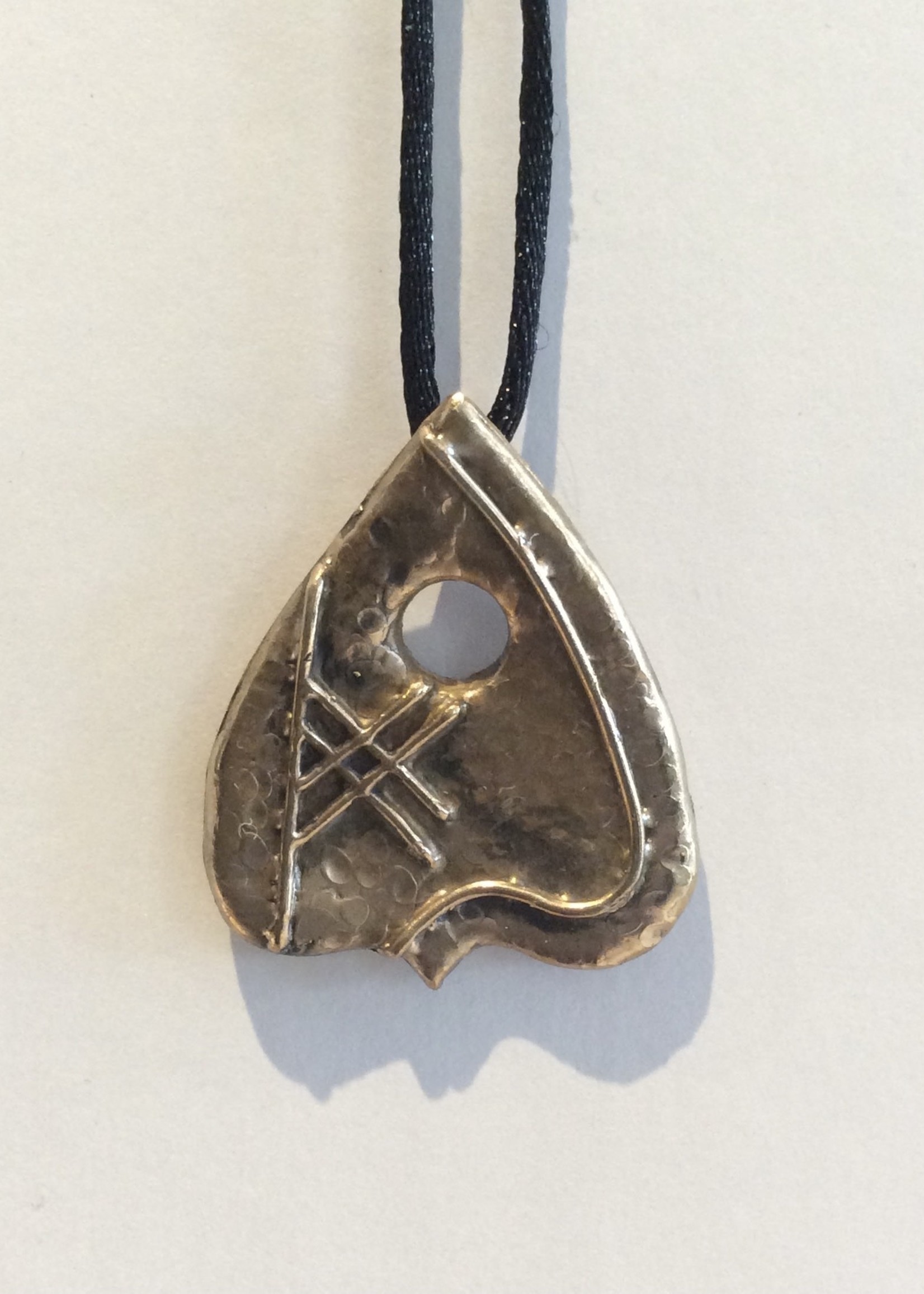 Changeling Jewelry Co. Iphin (Io/Ia) Bronze Forfeda Necklace
