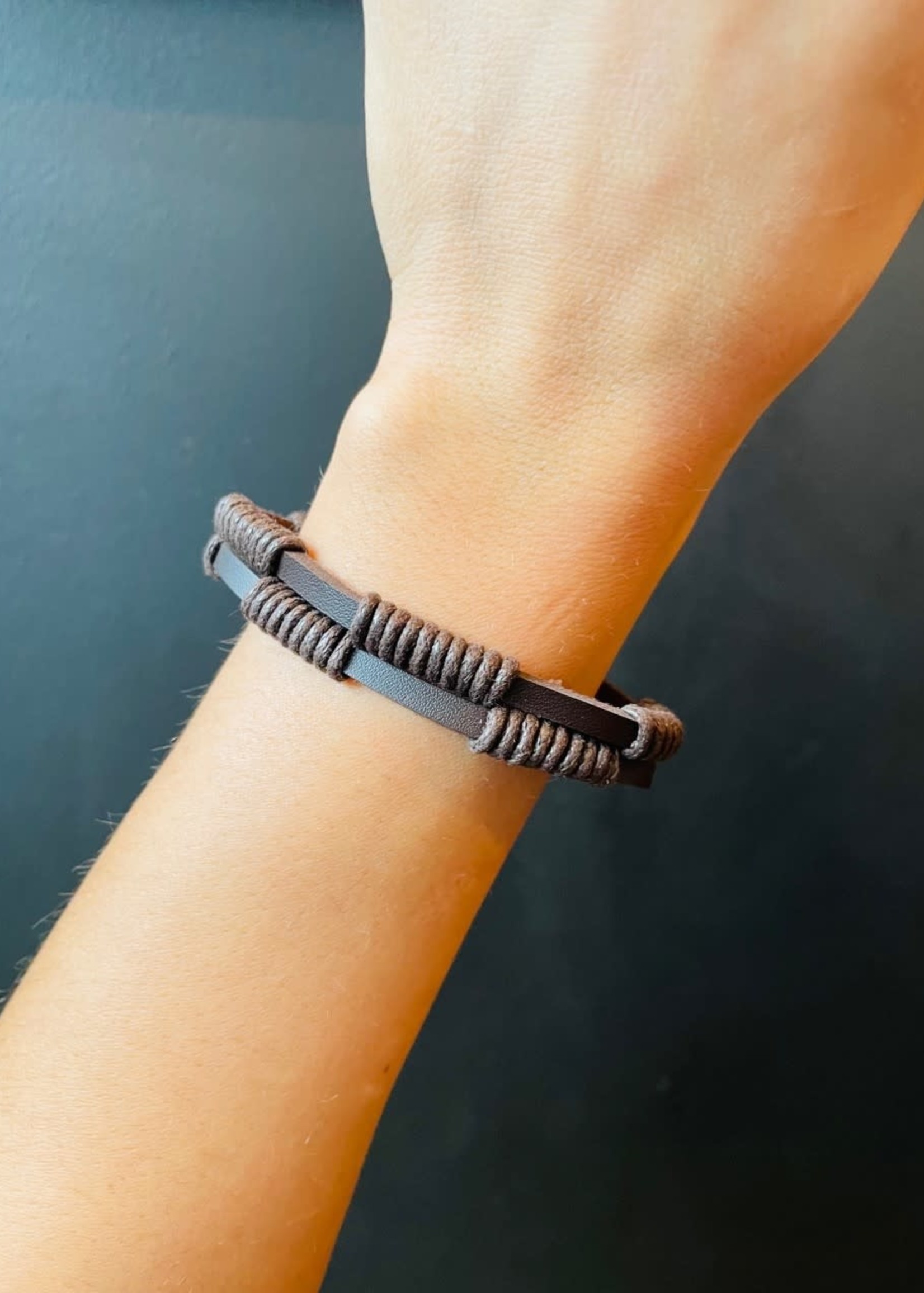 Wainis Patterned Rope Brown Leather Bracelet