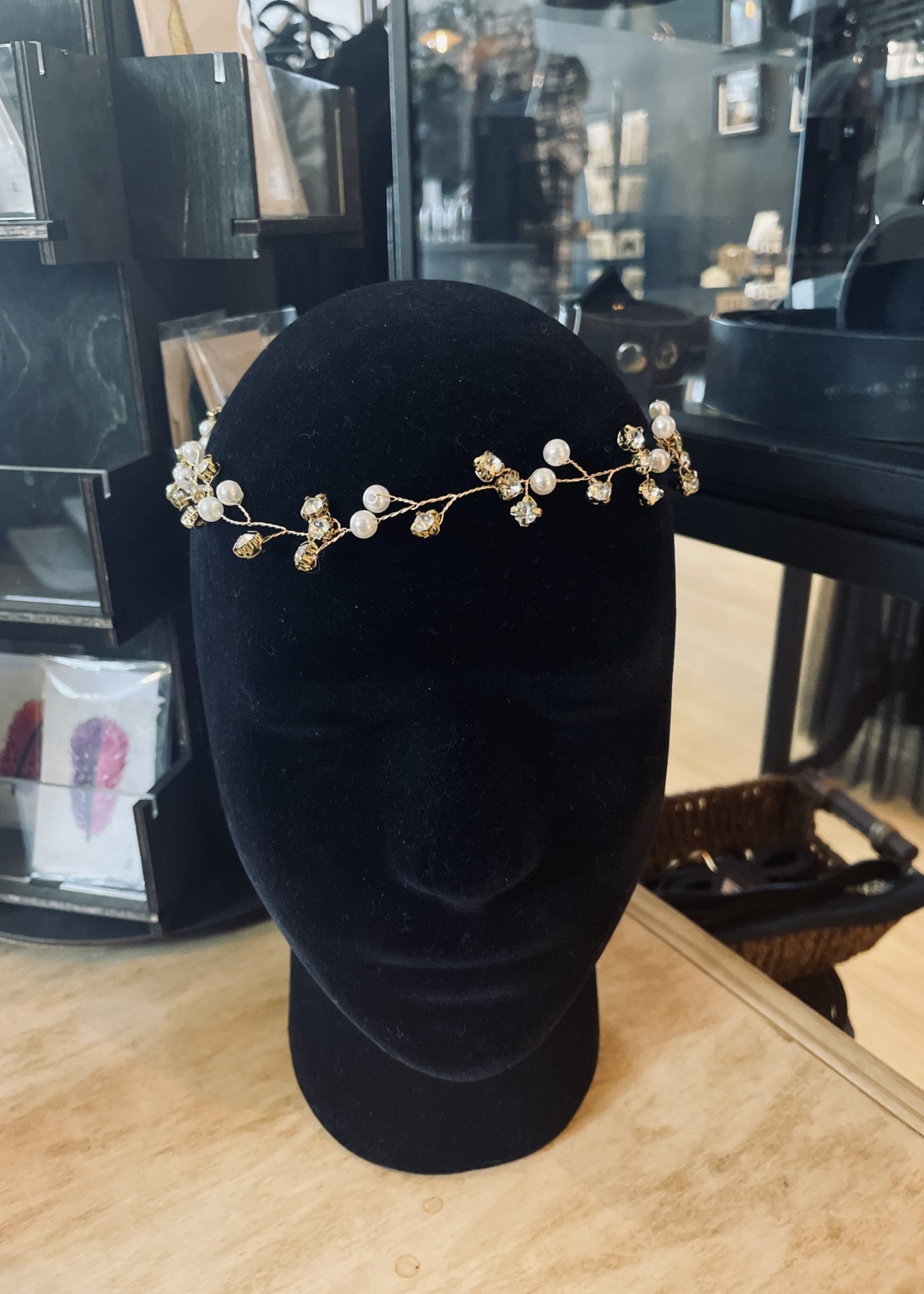 Gold Head Garland