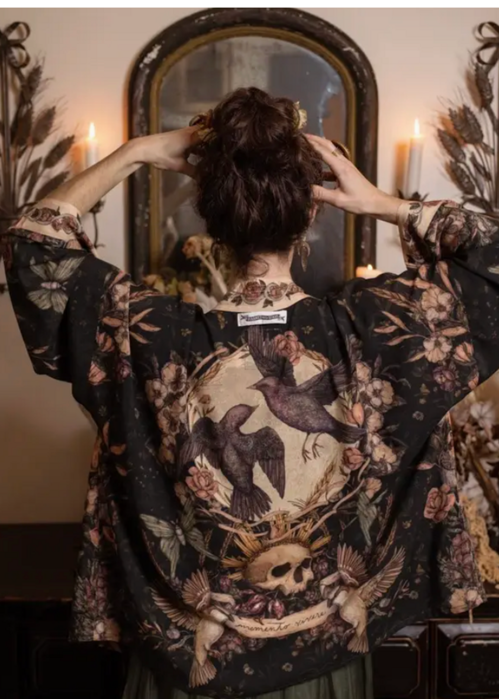 Market of Stars Market of Stars - Momento Pixie Duster Crop Kimono w/ Floral, Starling & Skull