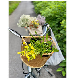 Le 1603 Affiche - Fleurs dans panier vélo - vertical