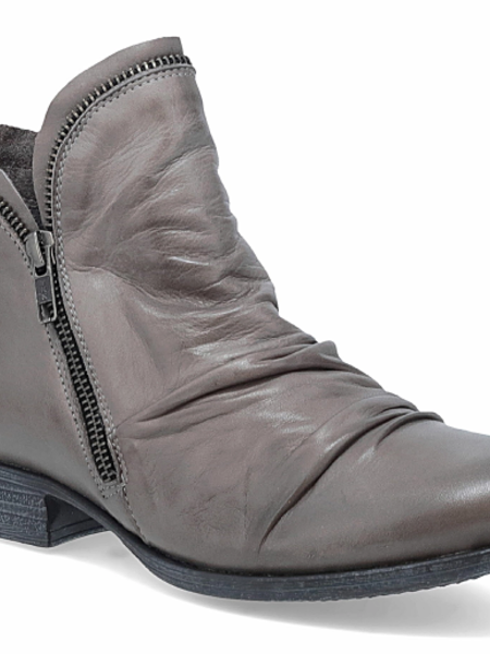 W's Luna Ankle Bootie | Men \u0026 Women's Apparel | Free Returns