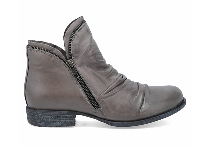 W's Luna Ankle Bootie | Men \u0026 Women's Apparel | Free Returns