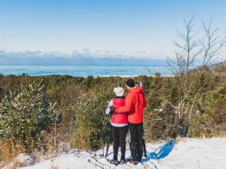 Things to do in Saugatuck in Winter: Skiing, Snowshoeing, and Dining