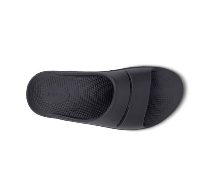 OOFOS Women's OOahh Slide
