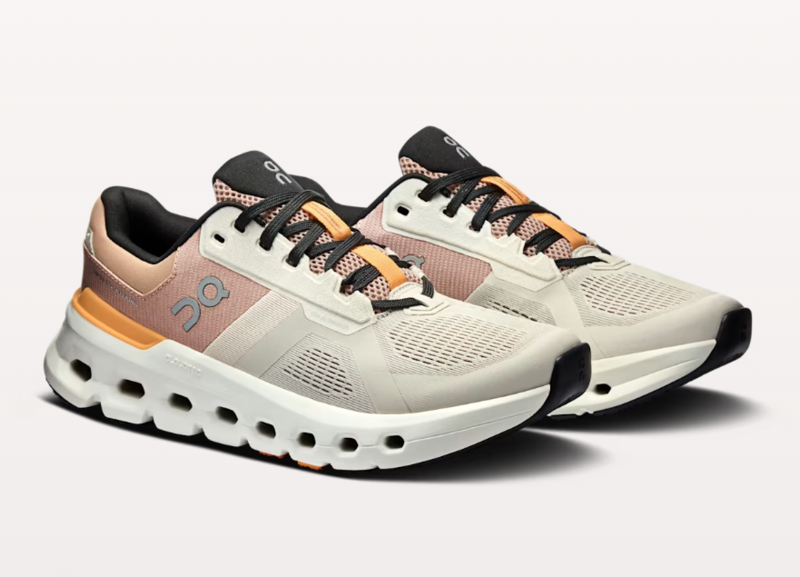 On ON W's Cloudrunner 2 (S25)
