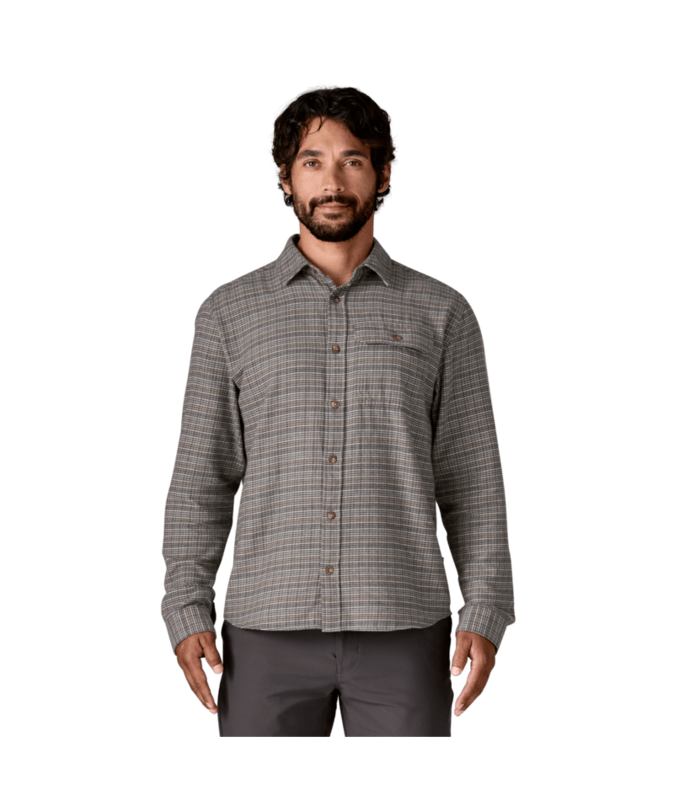 Patagonia  M's L/S LW Fjord Flannel Shirt