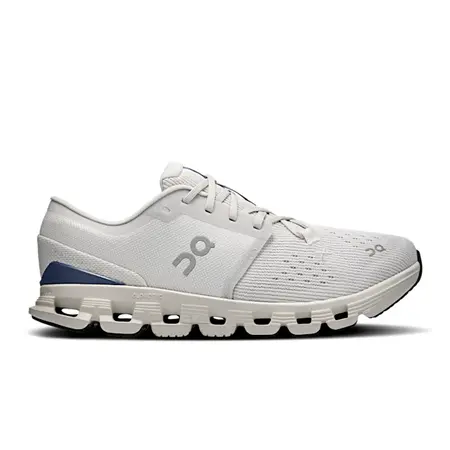 On On W's Cloud  X 4