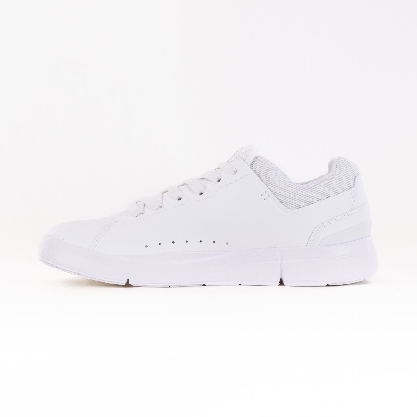 On On M's The Roger Advantage